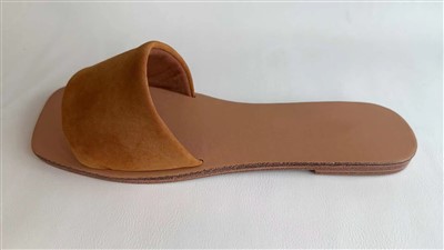 Летние тапочки из бархатистой кожи